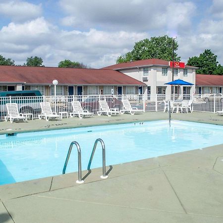 Econo Lodge Inn & Suites South Sandusky Εξωτερικό φωτογραφία