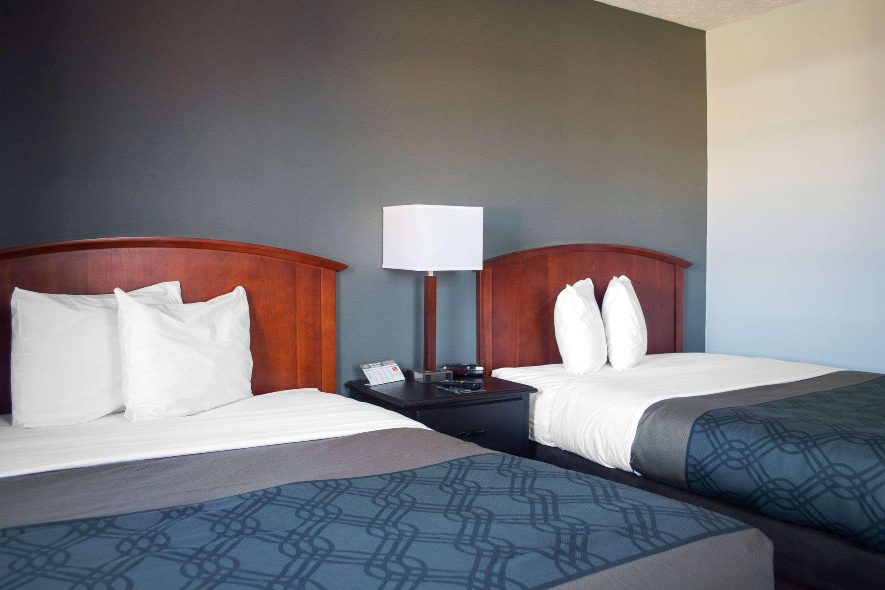 Econo Lodge Inn & Suites South Sandusky Εξωτερικό φωτογραφία