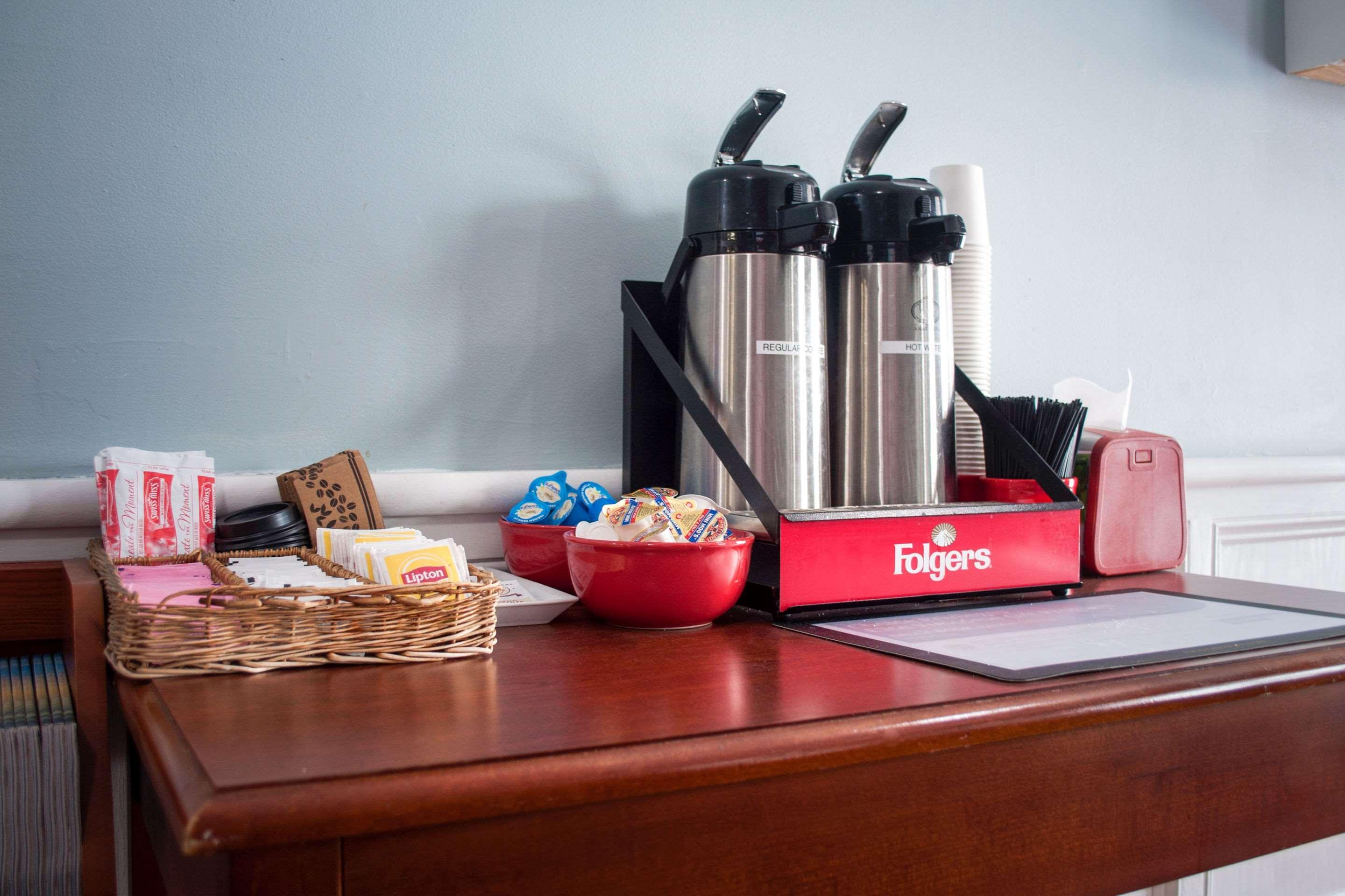 Econo Lodge Inn & Suites South Sandusky Εξωτερικό φωτογραφία