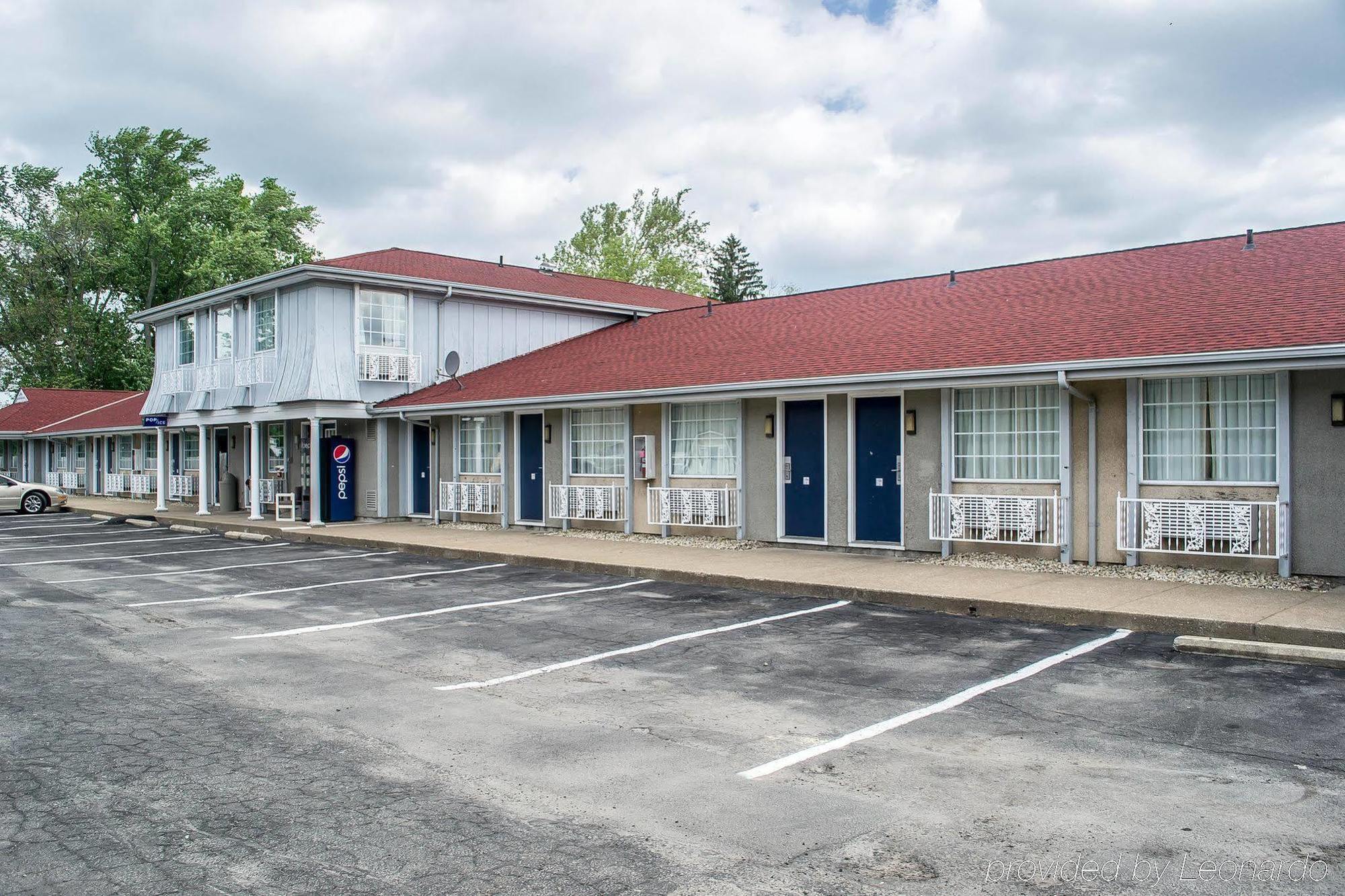 Econo Lodge Inn & Suites South Sandusky Εξωτερικό φωτογραφία